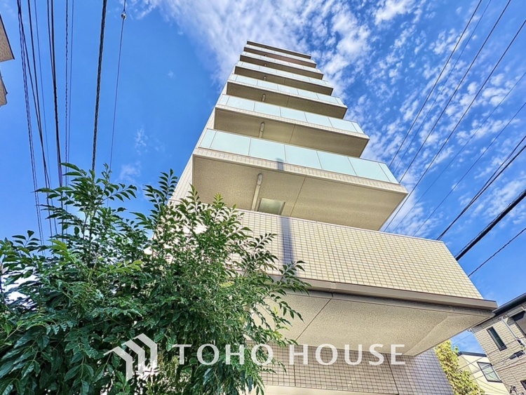 その他 手元の収納から、足元の収納までが全てスライド式で、奥のスペースまで有効に活用できます。奥まで上から見渡せるので、たまにしか使わない調理器具もサッと取出せます。