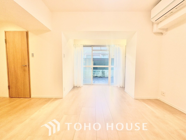 内装 【LIVING】◆住む喜び、楽しさ、感動◆を君と共有したい。いつまでもずっと家族を見渡せるこの広い空間で。