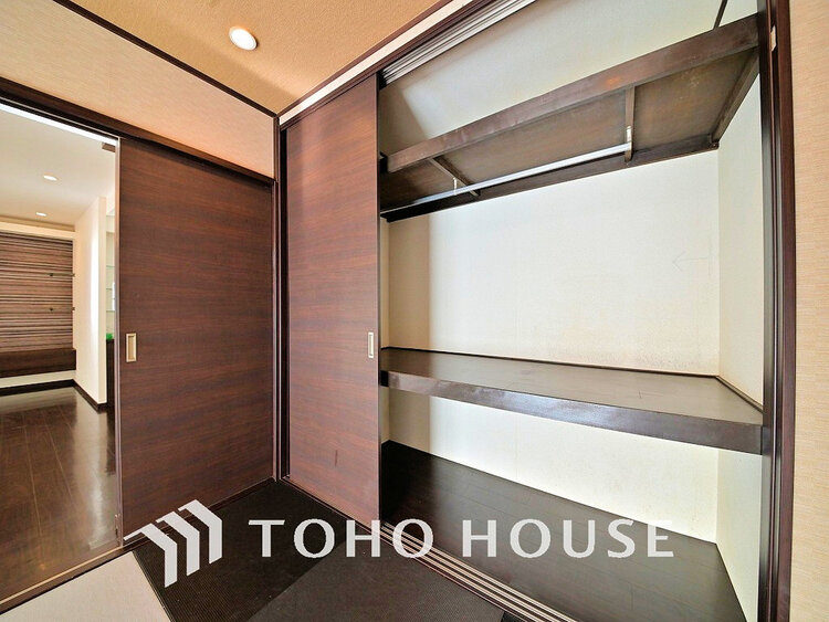 収納 居室　収納