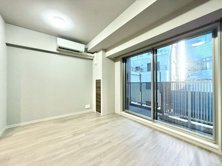 居間 充実した生活は伸びやかな居室空間から始まります。