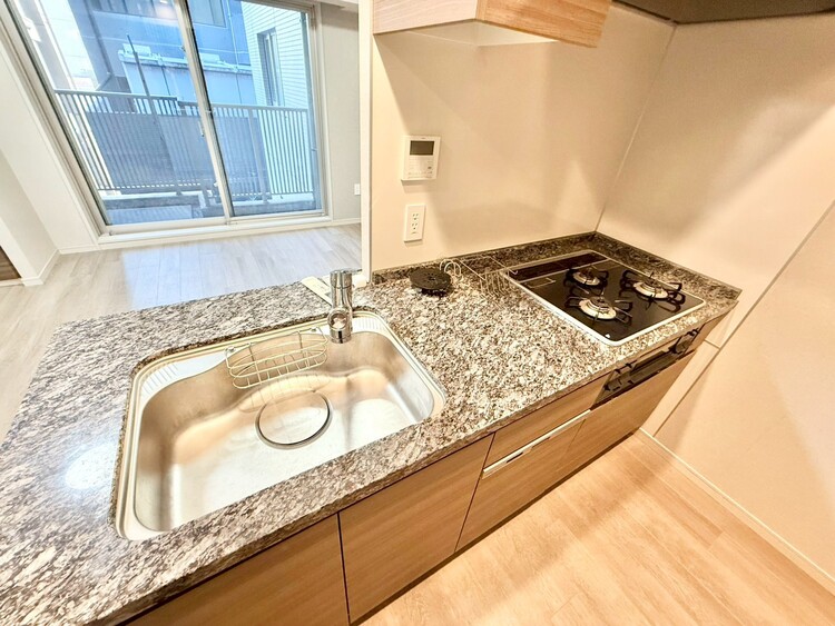 キッチン 使いやすくスタイリッシュなキッチン空間になっております。