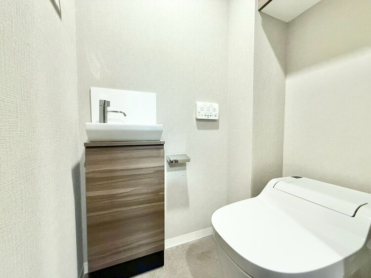 トイレ 清潔感の高いお手洗い。