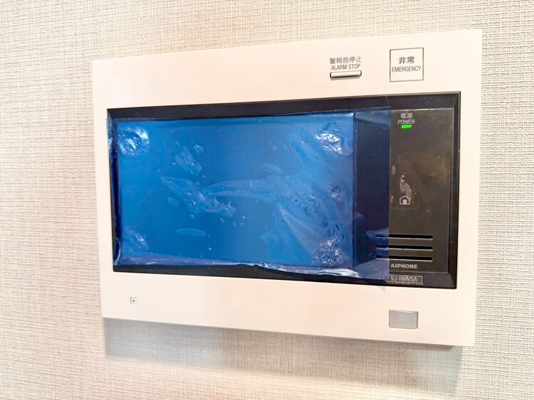 設備 誰が来てもわかる様にモニター付きインターホンを設置。