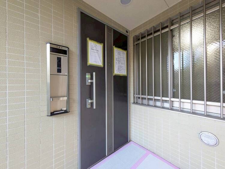 その他 清潔感のある落ち着いた雰囲気の玄関です。