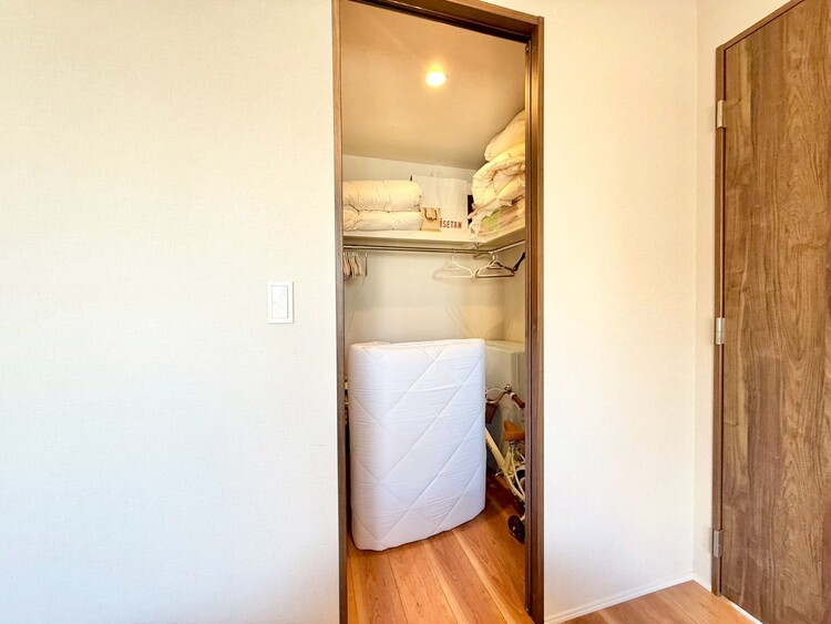 収納 収納スペースが付いていて、お部屋を広く使っていただけます。