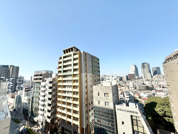 バルコニー 陽当たり・通風・開放感に恵まれた環境です。