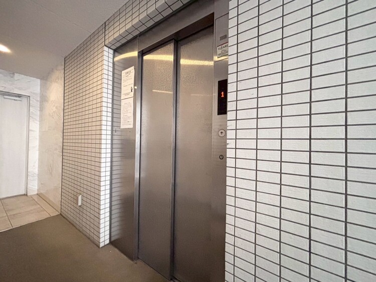 その他 エレベーター完備のため荷物が多くなっても安心。