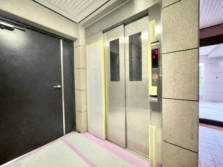 その他 エレベーター完備のため荷物が多くなっても安心。