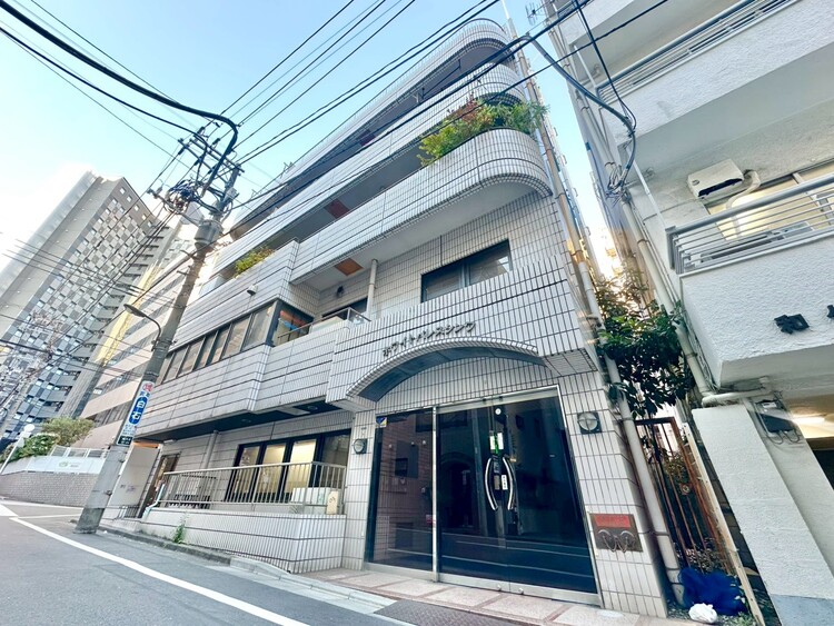 その他 飽きのこないシンプルモダンな外観です。