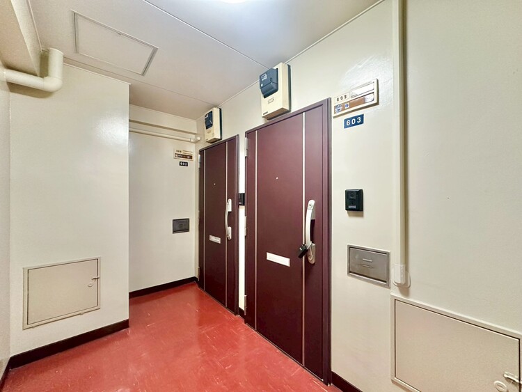 玄関 清潔感のある落ち着いた雰囲気の玄関です。