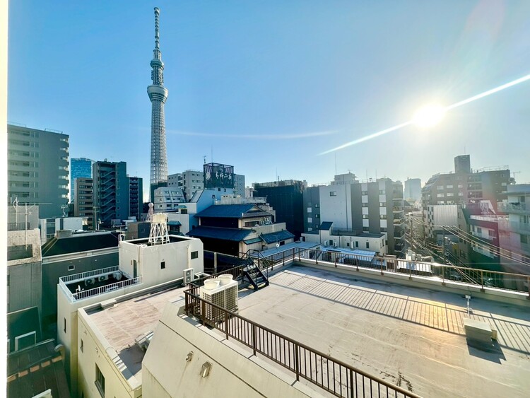 バルコニー 眺望や窓からの景色が良いと、家で過ごす時間も快適です。