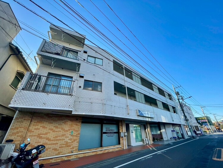 外観 飽きのこないシンプルモダンな外観です。