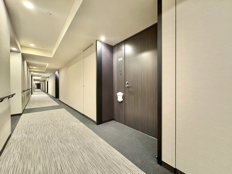 玄関 清潔感のある落ち着いた雰囲気の玄関です。