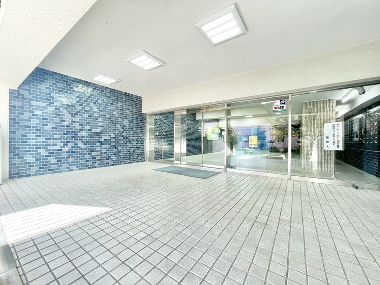 エントランス 上質感漂う玄関アプローチです。