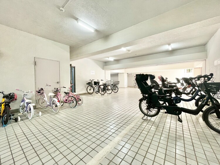 設備 駐輪場も綺麗に整頓されています。※空き状況は都度ご確認下さい。