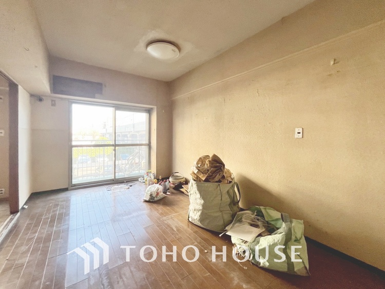 内装 現在改装中◆快適◆な暮らしに不可欠な収納スペース。快適さとともに思い出も詰まっていく。