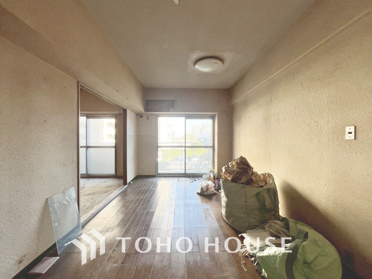 内装 現在改装中◆眩い◆光が燦々と入り、家族の笑顔を照らす。「いつまでも続いて」と願う夢のような毎日がここにある。