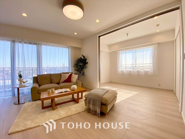 内装 【LIVING】◆simple is best◆無駄のない綺麗なつくりのリビングルームであなただけの暮らしを。