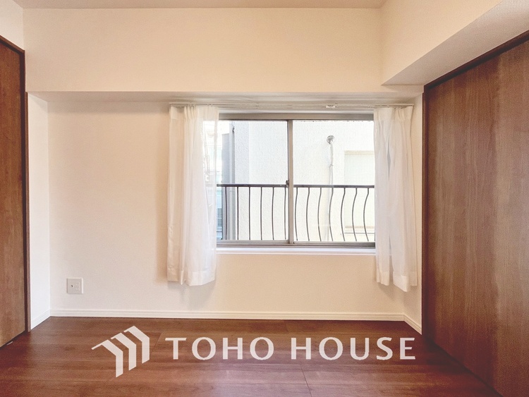 内装 【PRIVATE ROOM】◆快適◆な暮らしに不可欠な収納スペース。快適さとともに思い出も詰まっていく。