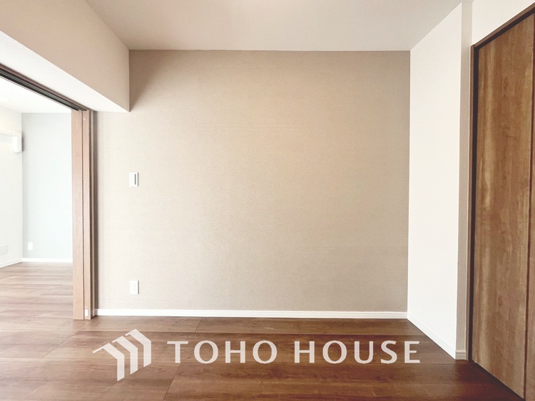 内装 【PRIVATE ROOM】◆属毛離裏◆子は父を手本とし、母に愛育されて成長する。家族の深い繋がり。いつまでも大切にしたい。