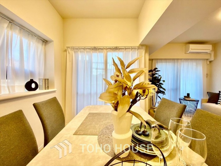 内装 【LIVING】◆simple is best◆無駄のない綺麗なつくりのリビングルームであなただけの暮らしを。