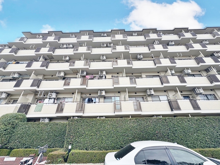 外観 ライフプランニングからローンまで、一貫してご説明させていただきます。お気軽にお問い合わせくださいませ。