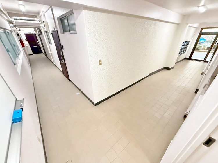 エントランス エントランスは、毎日の行き帰りで使う大事な空間です。