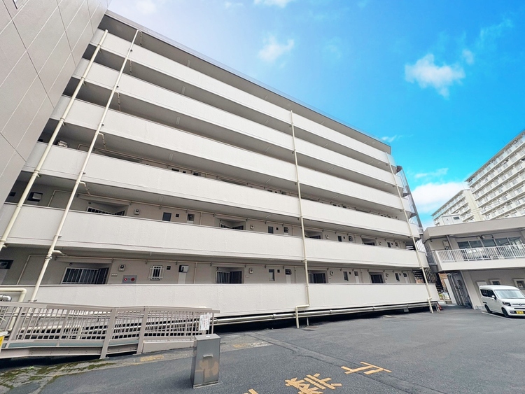 外観 ライフプランニングからローンまで、一貫してご説明させていただきます。お気軽にお問い合わせくださいませ。