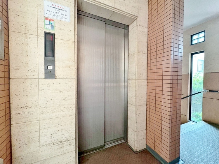 その他 エレベーターの管理も、きちんと行き届いてます。