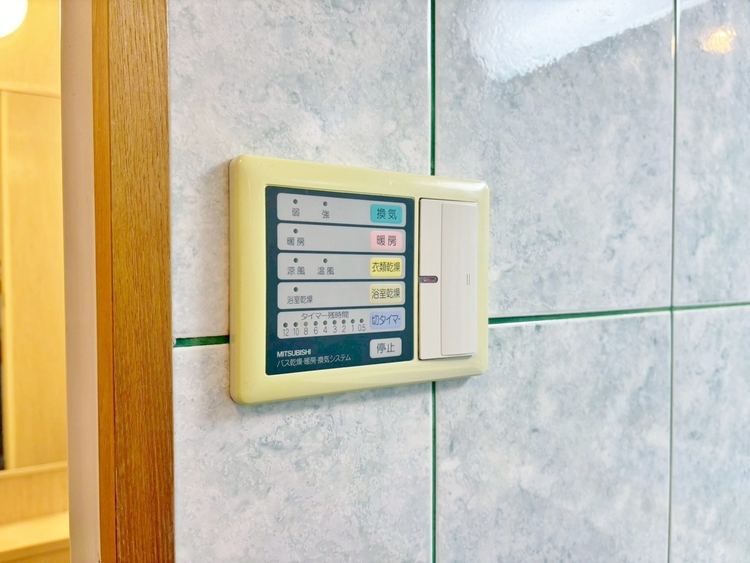 設備 浴室乾燥機がついていますので、入浴後の湿気対策も安心です。