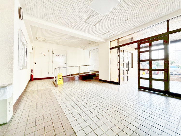 エントランス エントランスは、毎日の行き帰りで使う大事な空間です。