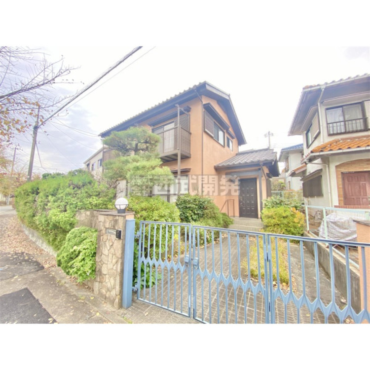 外観 空室につき、ごゆっくりとご見学いただけます。