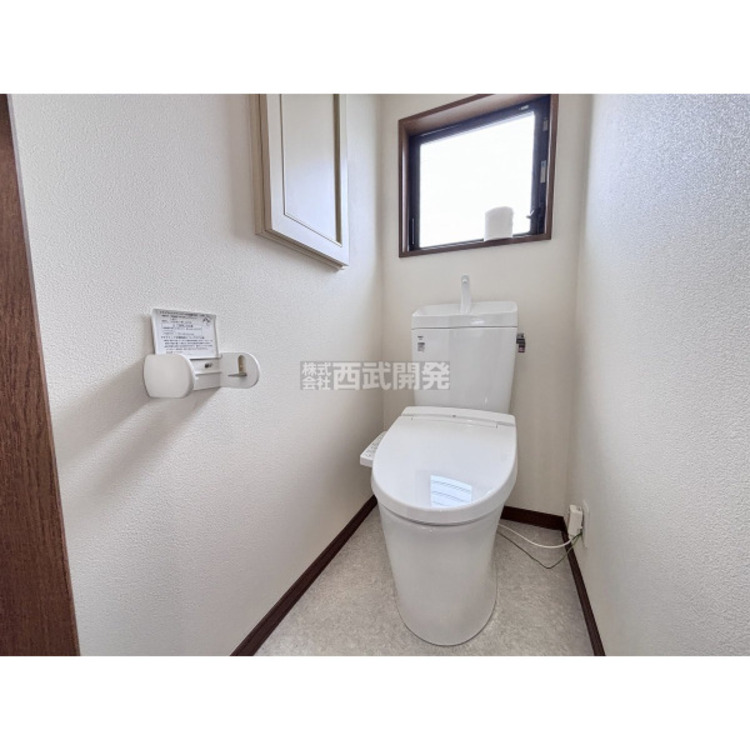 トイレ 2階トイレ　新規交換済みです。