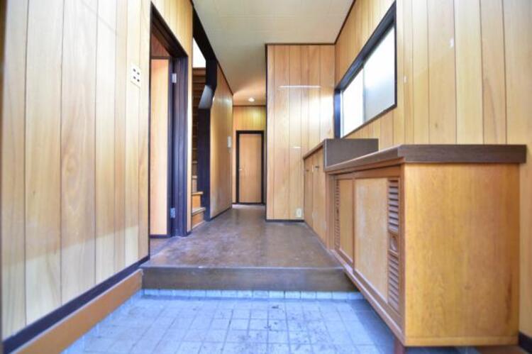 その他 広々とした玄関で大切なお客様をお出迎え。明るく気持ちの良い玄関は気持ちが盛り上がります。