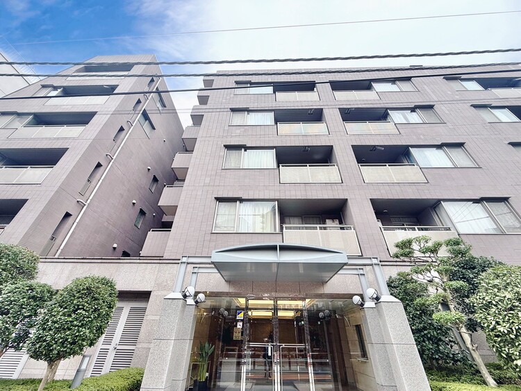 その他 飽きのこないシンプルモダンな外観です。