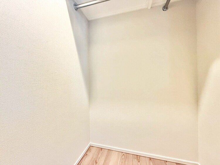 その他 収納スペースが付いていて、お部屋を広く使っていただけます。