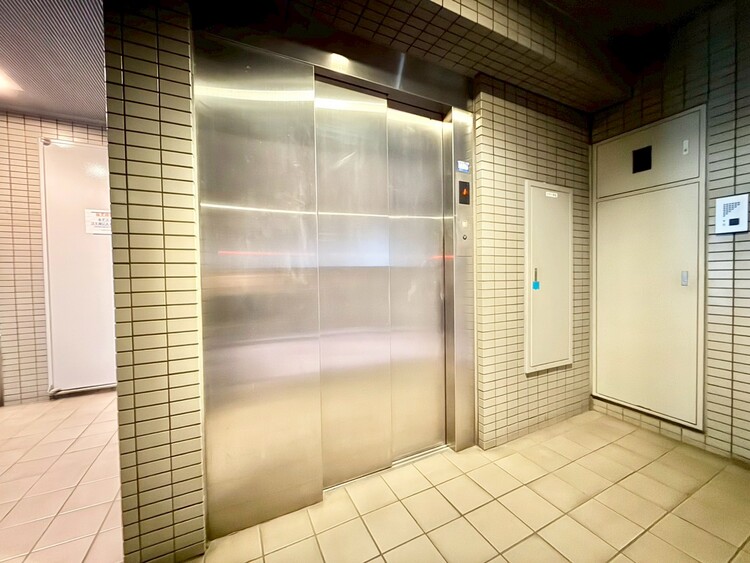 その他 エレベーター完備のため荷物が多くなっても安心。