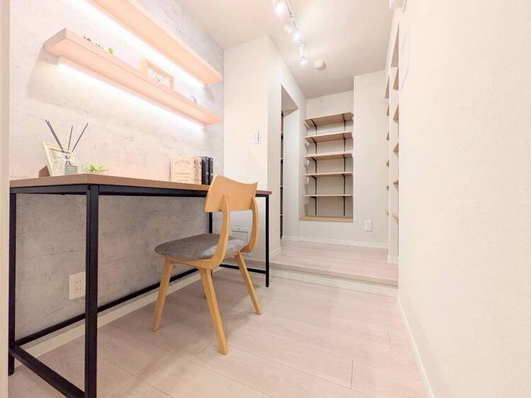 その他 清かで艶やかな時間をもたらしてくれる室内です。