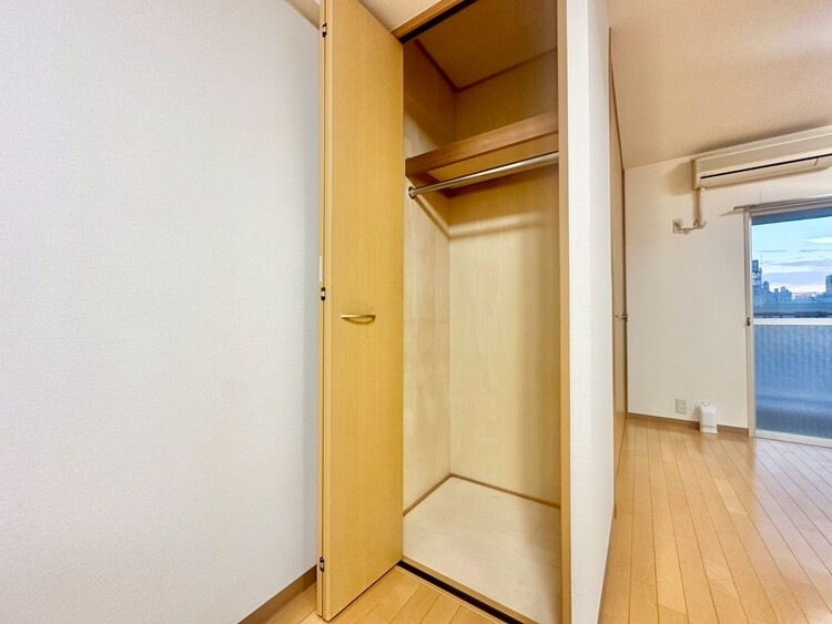 その他 収納スペースが付いていて、お部屋を広く使っていただけます。
