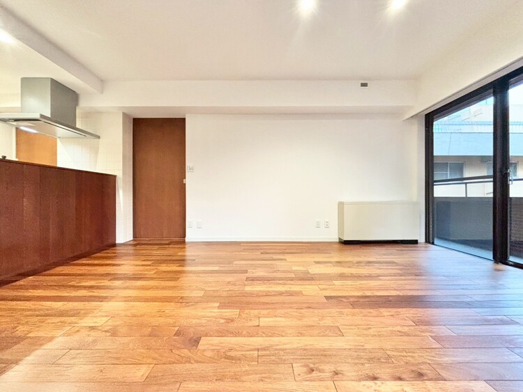 居間 シンプルな内装と偏り過ぎないデザインで統一しました。