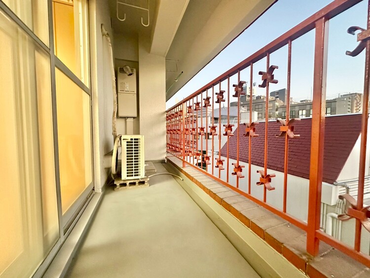 その他 朝の澄んだ空気や、夕方に吹く清々しい風を感じられるバルコニー。