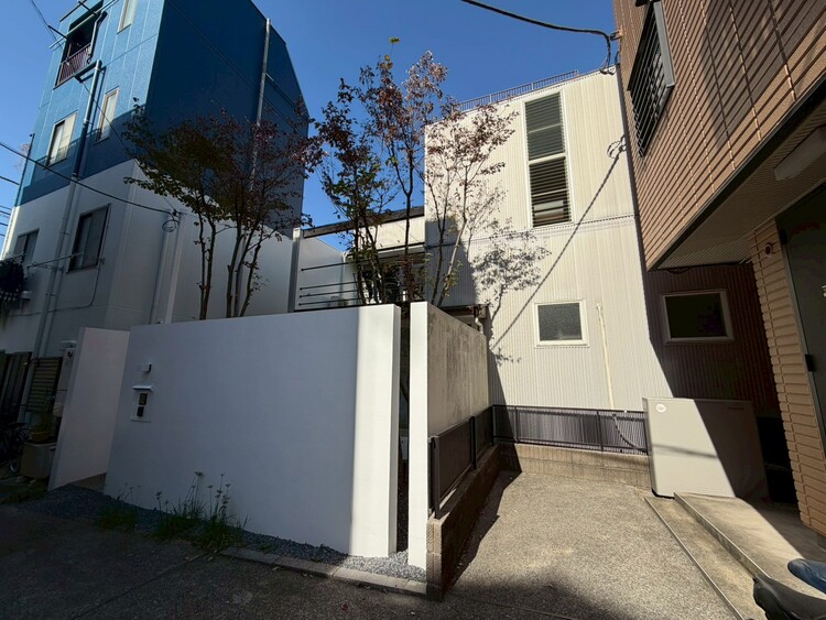 その他 都会の喧騒を忘れさせる、静寂のデザイン。