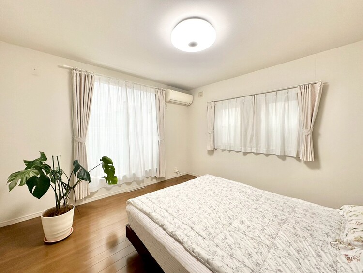 その他 清かで艶やかな時間をもたらしてくれる室内です。