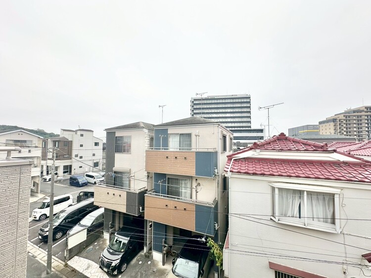 その他 眺望や窓からの景色が良いと、家で過ごす時間も快適です。