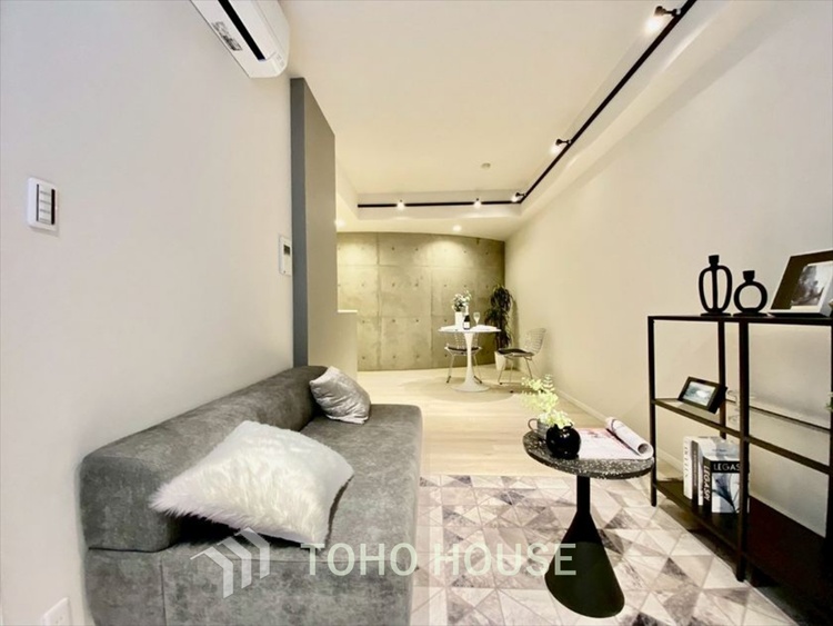 内装 【LIVING】◆陽光◆が差し込む。この開放的なLDKに家族の笑顔が集う。家族が一緒に過ごす空間は明るく、そして居心地よく。