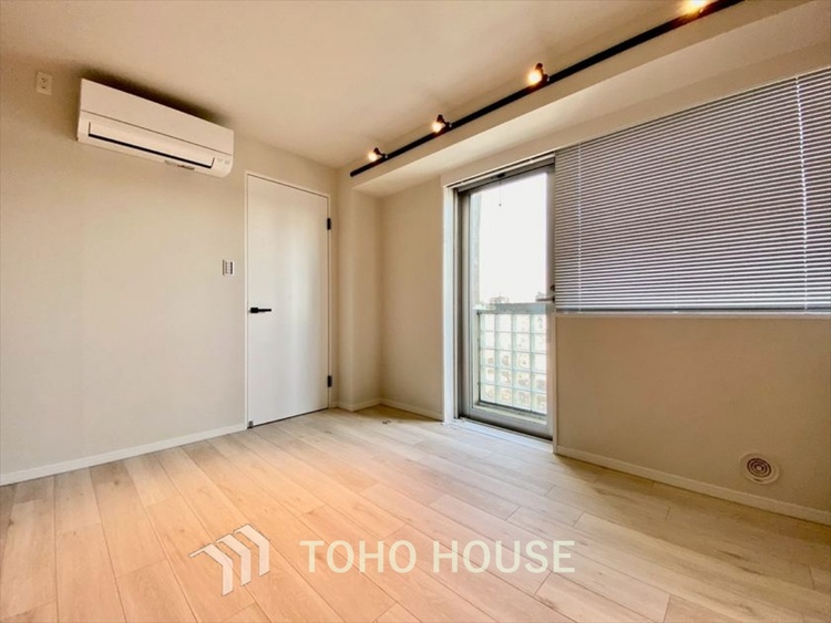 内装 【PRIVATE ROOM】◆プライベートな時間◆最高な暮らしにはこの空間が必要。家族のふれあいも大切にしつつ、自分の空間も大切にしたい。