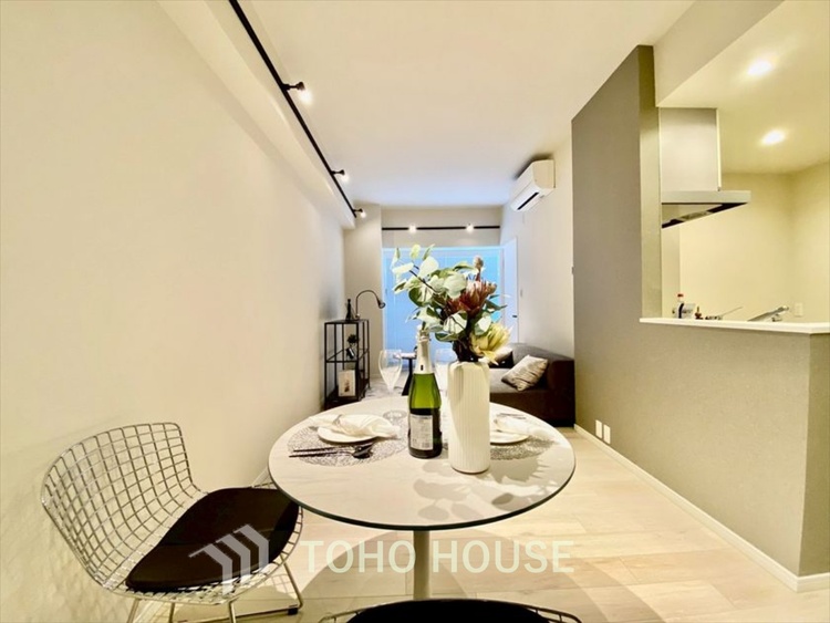 内装 【LIVING】◆Sunshine◆光が燦々と入り、いるだけで気持ちいい。「開放的でゆとりあるお部屋です。」