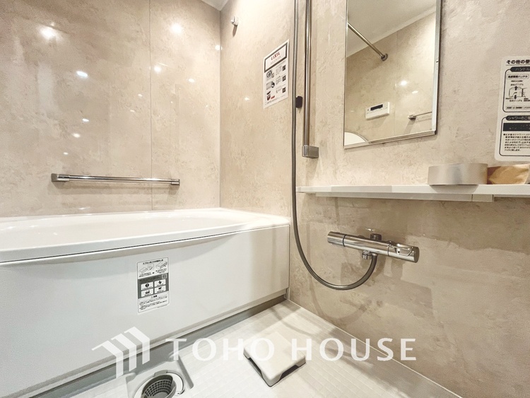 風呂 【BATHROOM】◆プライベートな空間◆simpleだからrelaxできるんです。こころもからだもキレイさっぱり。