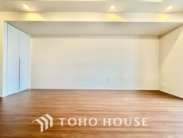 内装 現在改装中◆眩い◆光が燦々と入り、家族の笑顔を照らす。「いつまでも続いて」と願う夢のような毎日がここにある。