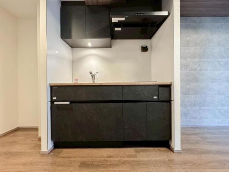 キッチン 最新のシステムキッチンは使い勝手が良好です。　　気持ちよく料理ができます。